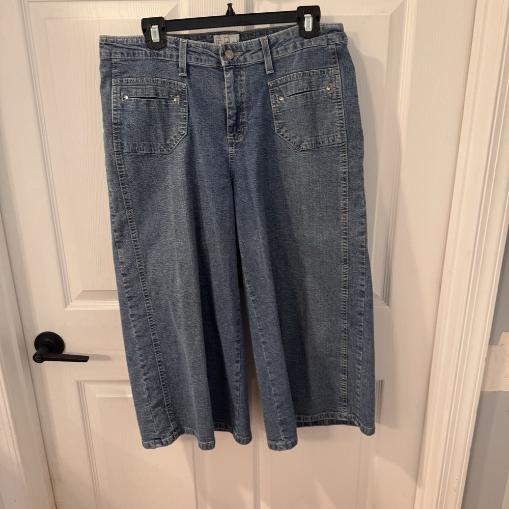 FDJ French Dressing Jeans Gray Crop Capri 10 Women Pull On Pants Stretch Mid Y2K